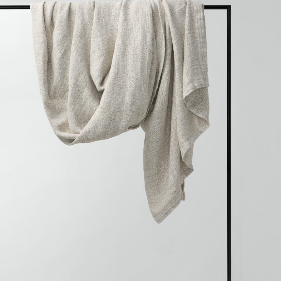 Heavyweight Linen Throw for Layered Comfort