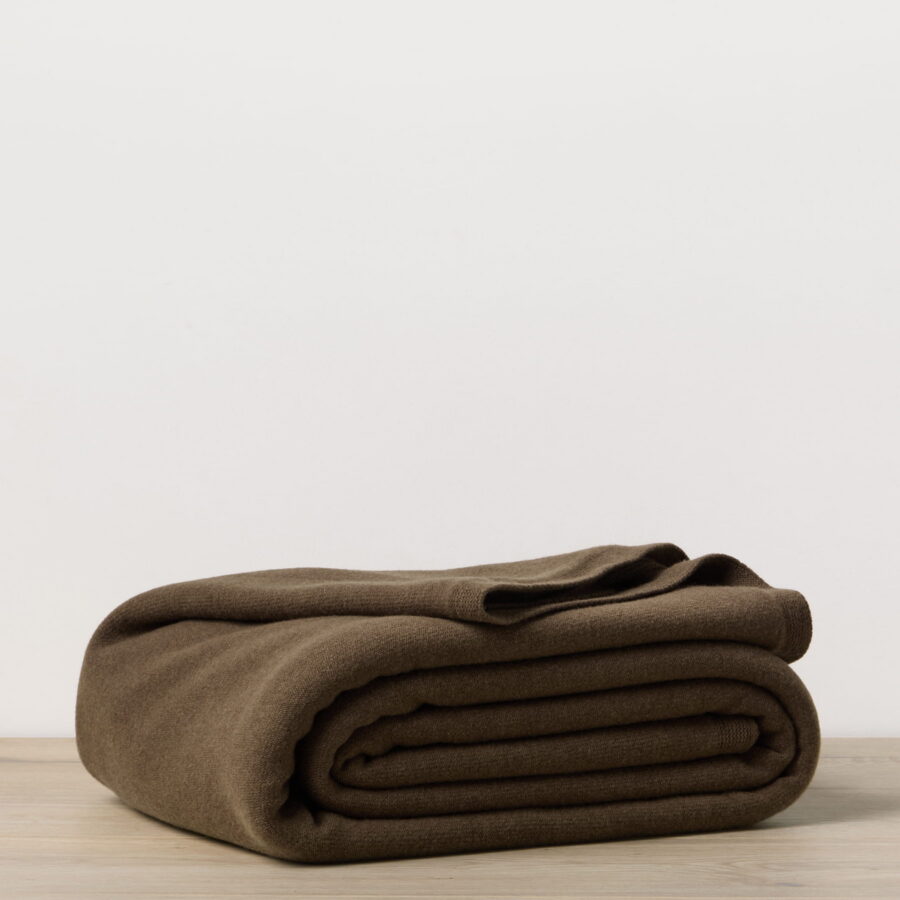 Ribbed Merino Wool Bedcover in Truffle