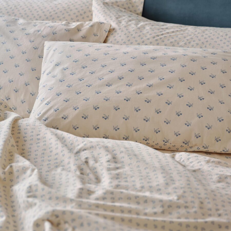 Blue Floral Cotton Pillowcase Pair Style 3